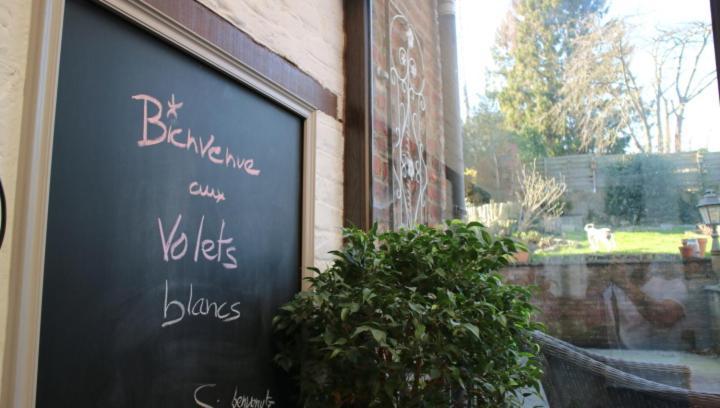 Les Volets Blancs Bed & Breakfast Braine-le-Comte Eksteriør bilde